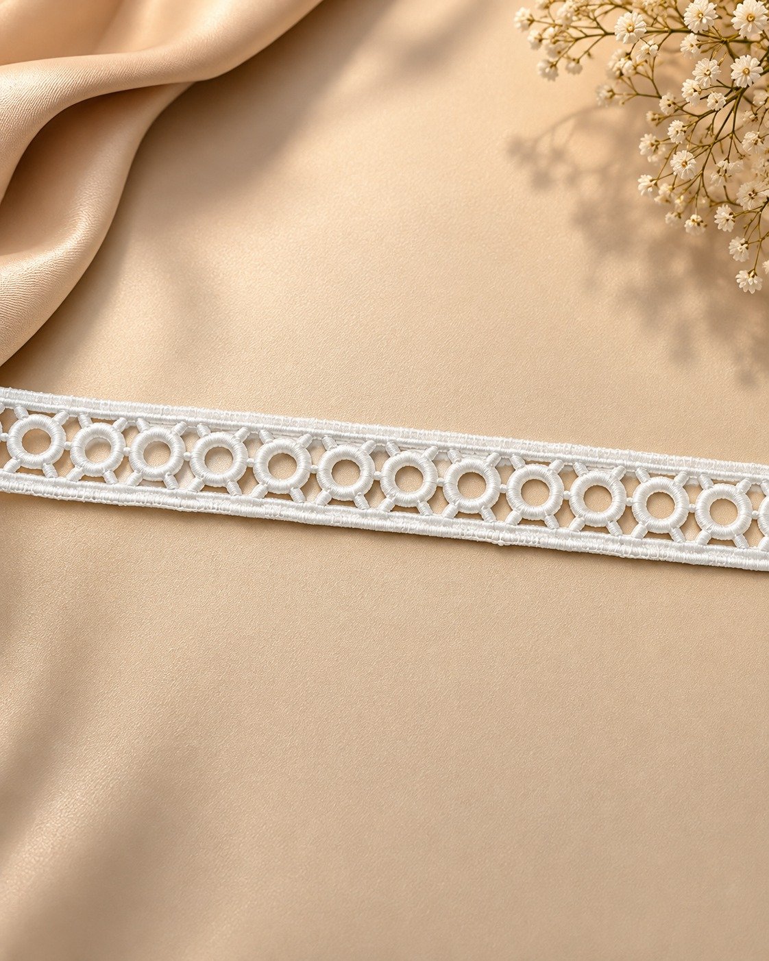 Classic Loop Lace Trim - Image 2