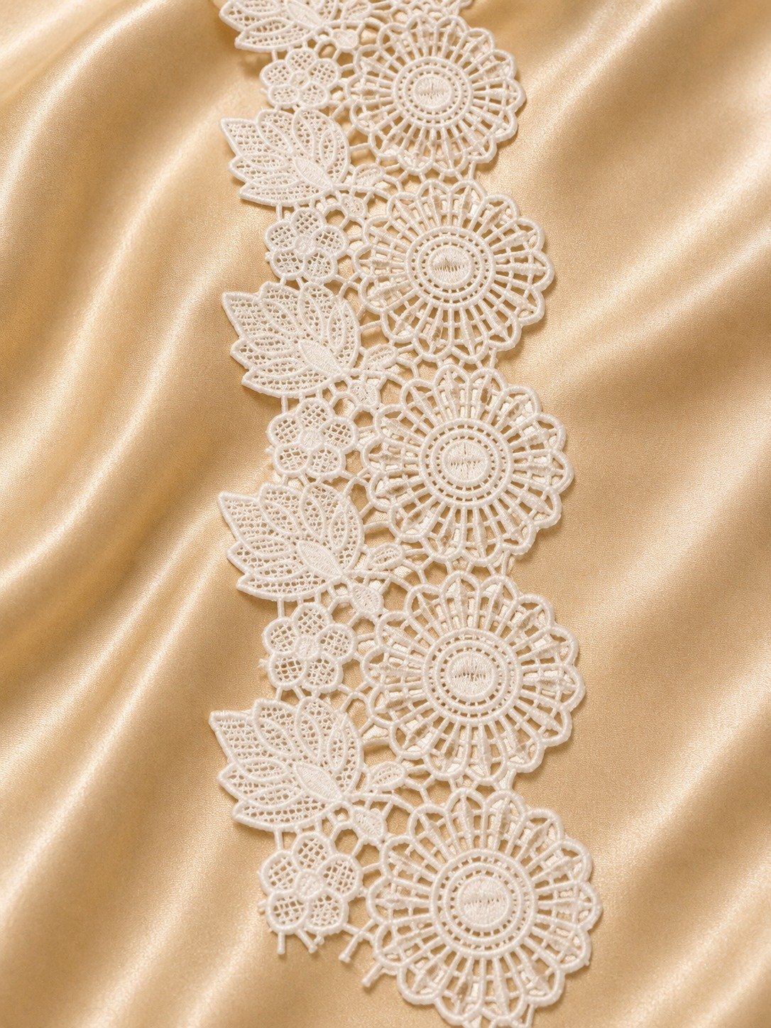 White Floral Crochet Lace Trim